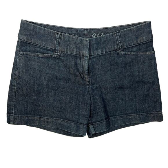 The Limited Denim 917 Blue Dark Wash Mid Rise Stretch Jean Short Size 8 - Picture 1 of 4